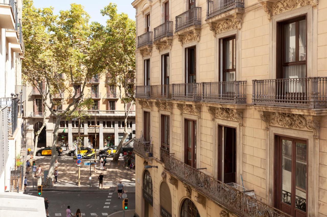 Gaudi Ramblas Barcelona Eksteriør bilde